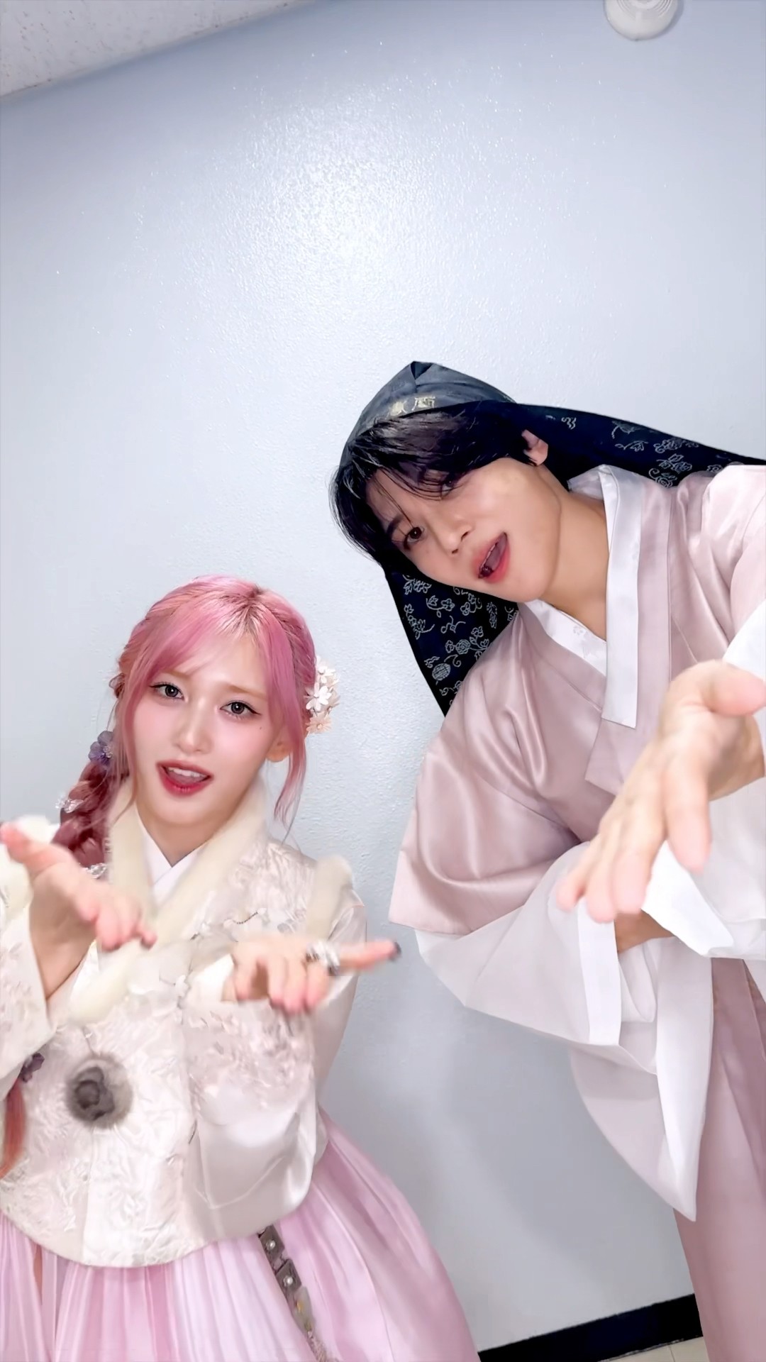 Miracle with #LEESEO #이서 #IVE #아이브 #SION #NCTWISH #Miracle #NCTWISH_Miracle #SM_30thAnniversary